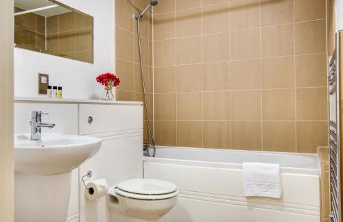 Birmingham City Centre- Free Parking - No Deposit - Foto 89