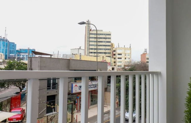 w Cozy 2BR With Balcony Near Parque Kennedy - Foto 11