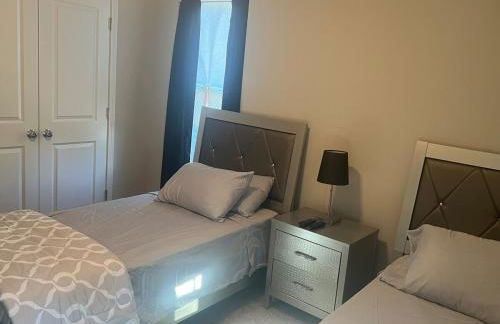 Welcome to Your Home Away From Home - Foto 13