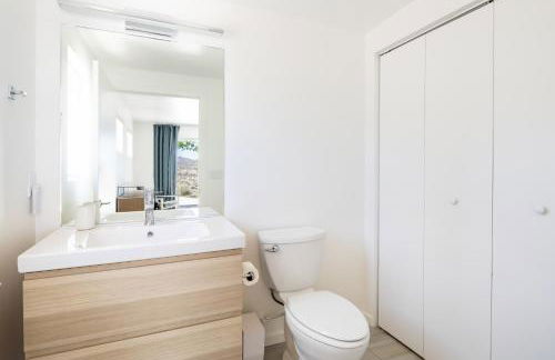 Casa Rocosa I Midcentury Home on 5 Private Acres Near Park - Foto 21