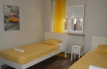 Parque das Nações Room - Photo 5