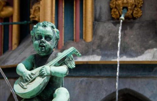 City Home- Business Apartment, private Parking Free - Foto 17