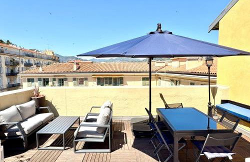 Port 1BR Flat with Terrace - Photo 1