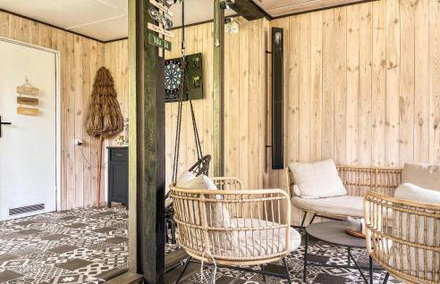 Five Bedroom Cozy Home In Jerzykowo - Foto 13