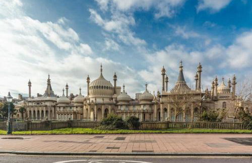 SEAFRONT SANCTUARY Beautiful Art Deco Apartment with Stunning City & Sea Views - Foto 26