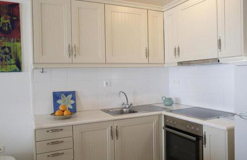 Beachfront 2br apartment - Free parking - Foto 12