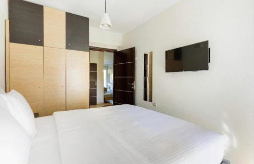 Double A Luxury Apartment - Photo 8