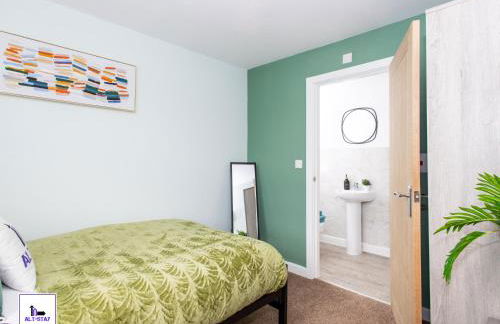 Ledger by Alt-Stay - 4 Bed All En-Suite House - Contractors & Relocations - Weekly & Monthly Rates - Foto 6