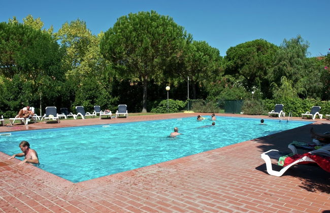 Semi Detached Bungalow with AC near Coast of Tuscany - Foto 16