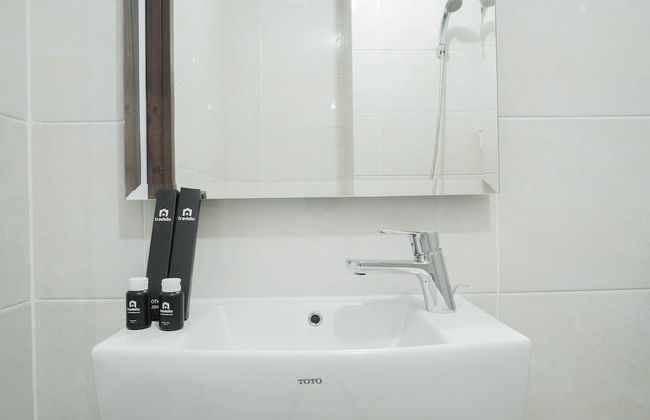 Cozy Living Studio Mustika Golf Apartment - Photo 9