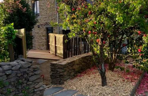 LE ROCHER- Belle maison de charme -Jardin/Parking - Photo 25