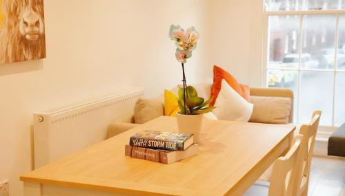 BEAUTIFUL 2 BEDROOMS FLAT close to KING CROSS - Foto 2