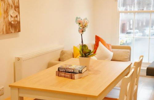 BEAUTIFUL 2 BEDROOMS FLAT close to KING CROSS - Foto 2