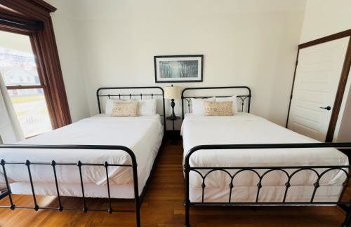 Boutique Style Condo Near Downtown Waterfront - Foto 2