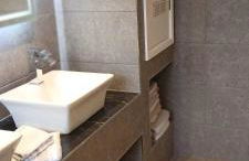 Rydal house 2 bedroom house with upstairs bathroom - Foto 9