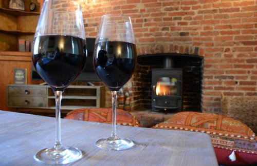 The White House with Studio - Photo 2