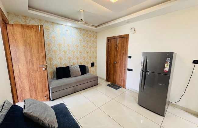 HomeEscape Luxe 2BHK Penthouse Near LIG - Foto 13