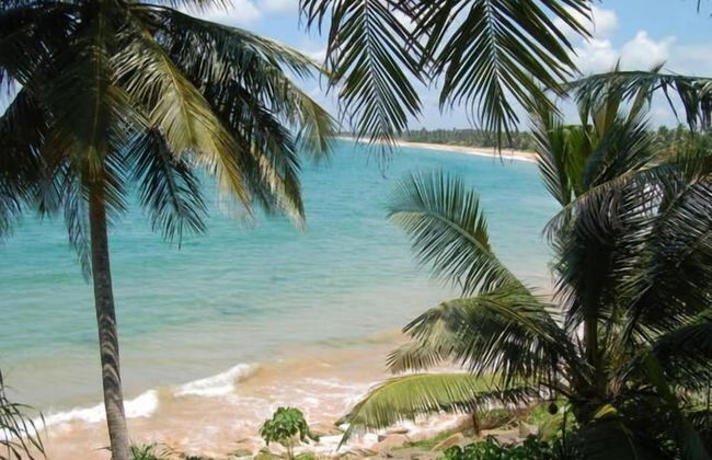 Githmini Beach Guest House & Toures - Foto 9