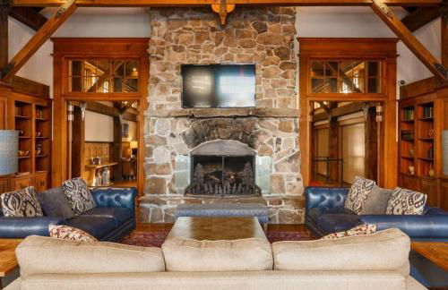 Lux Stay USA Ballhooter Vista Ski-InOut Hot Tub - Foto 36