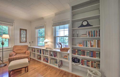 Abingdon Family Getaway with Porch and Views! - Photo 6