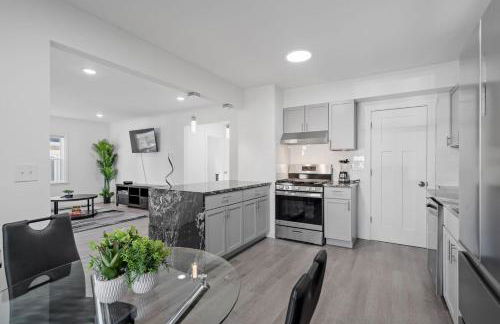 Movie Game Room & Fire Pit Luxury Spacious Home - Foto 9