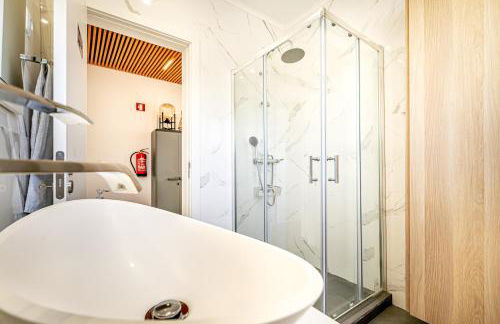 Two bedroom apartment close to train station by Lisbon with Sintra - Foto 5