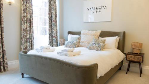 The Ballroom - Huge Apartment in Lichfield City Centre - Foto 2