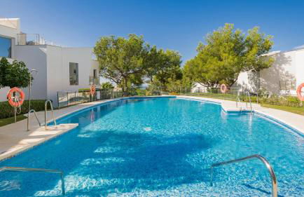 VACATION MARBELLA I Villa Finesse, Luxury Villa, Golden Mile, Swimming-pools, Sauna, Spa, Gym, Minutes from Golfs and Beaches - Foto 49