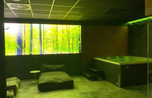 BG Living & Hosting - Stylish Luxury Apartments in the City Center - Parking, WiFi & Washing Machine - Foto 38