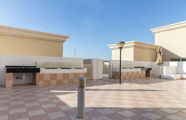 Modern Living In This 2BR Apt In The Heart of Downtown Jebel Ali - Sleeps 4! - Photo 20