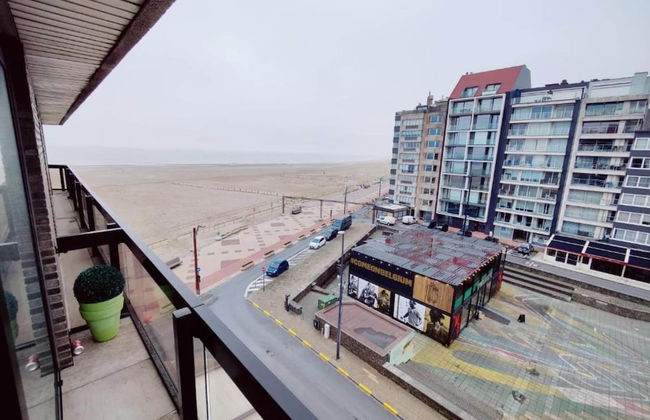 Apartment in Oostduinkerke With Sea View - Photo 12