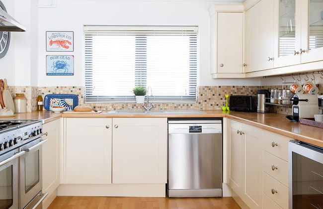 The Sea House - Ultimate Seafront Living Sunsets - Foto 12