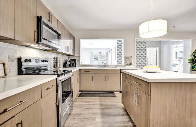 7 Br Home with Pool Gameroom & Soccer - Foto 69