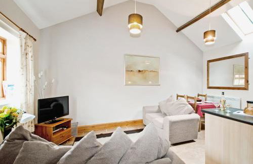 Hirst House - W41947 - Photo 1