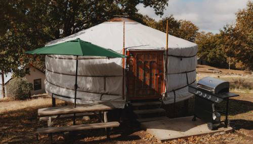 Glamping yurt at a nature retreat Sequoia Highland - Foto 1