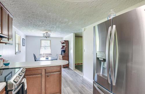 Home with Bunkroom 2 Mi to Hatfield and McCoy Trail - Foto 11