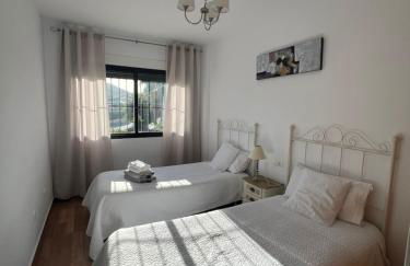 Villa moderna con piscina - Photo 23