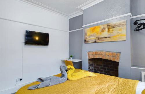 Cliff House By RMR Accommodations - NEW - Sleeps 8 - Modern - Parking - Foto 41