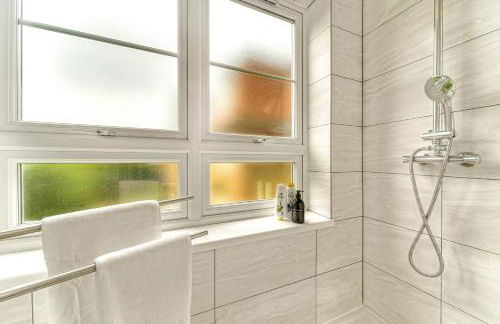 1 Bed Apartment London ABBA, Excel, & Olympic Stadium - Foto 16