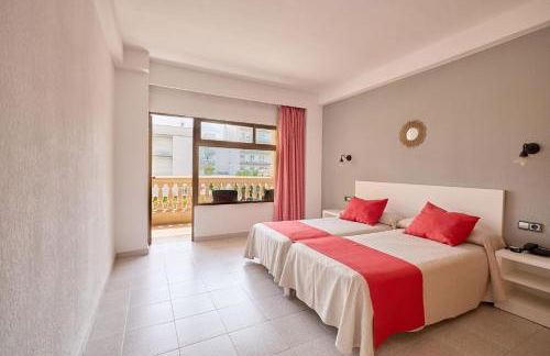 Apartamentos Isla del Sol - Photo 53