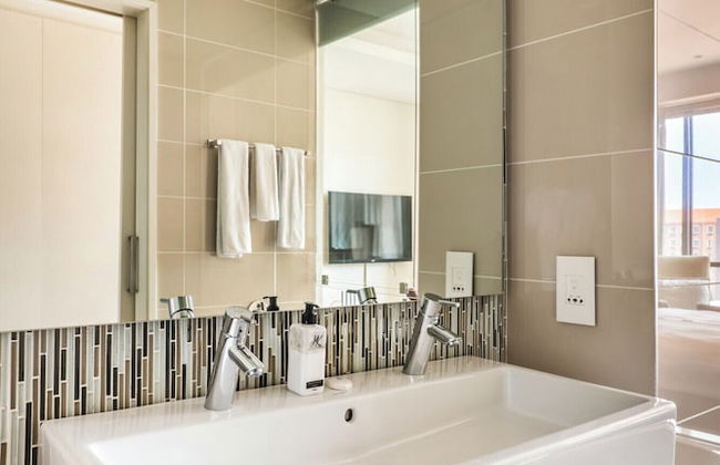 KMG Apartments at Sandton Skye - Photo 28