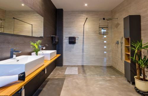 Fewo River I Wellness Oase im Winter I inkl Badefass I Kamin I Sauna - Photo 6