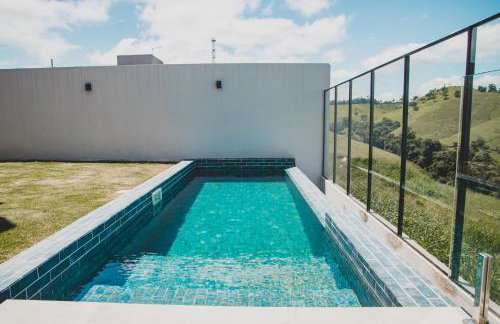 Suite Luxo com Piscina Privativa e Jacuzzi - Foto 23