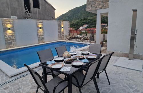Apartment Casa Lumina - 5 minutes to the airport - Foto 12