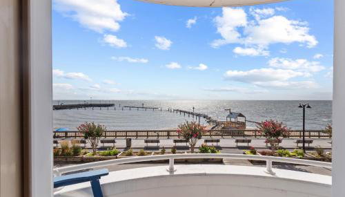 Bayfront Boardwalk Condo w Sunrise Views - Foto 3