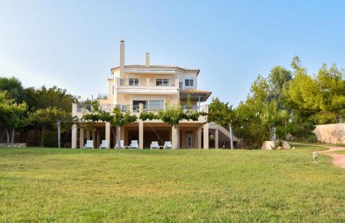 Waterfront 5BR Villa near Porto Heli by JJ Hospitality - Foto 10