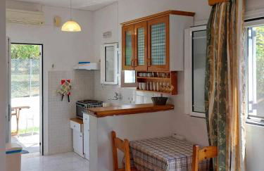 Villa Eleni (Studio 2) Fully equiped, near the sea - Foto 4