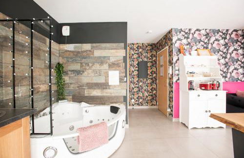 Romantisme et glamour 2 avec spa , clim et jardin - Foto 15