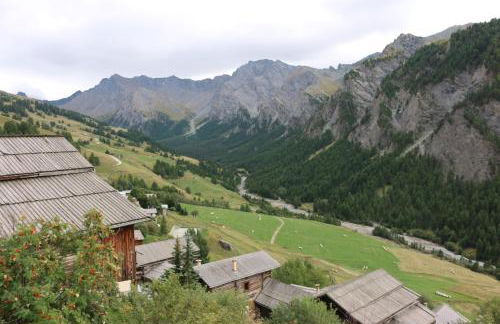 Agréable appartement au calme avec vue montagne, commune de Le Monêtier les Bains - Le Freyssinet - Photo 52