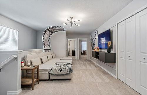 Stunning 5B45B, Heated Pool & BBQ - Photo 30